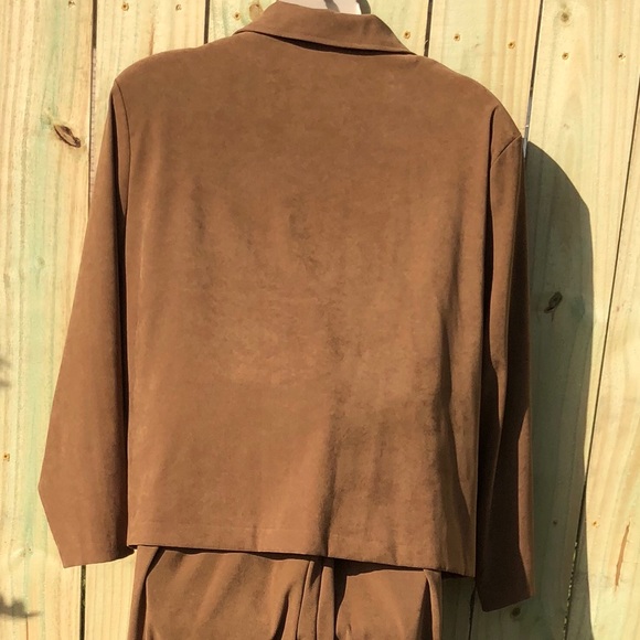 Briggs New York 2 pc Brown pantsuit 3X/22W - Picture 4 of 6